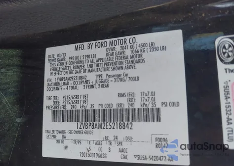 2014 Ford Mustang V6 z USA, uszkodzony, nr VIN 1ZVBP8AM2E5218842